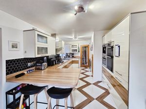 Photo 10- click for photo gallery